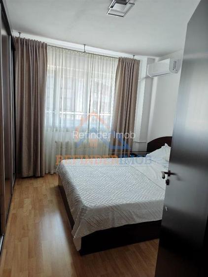 Apartament de vanzare cu 2 camere, zona Titan - Metrou 1 Decembrie 1918 - 2
