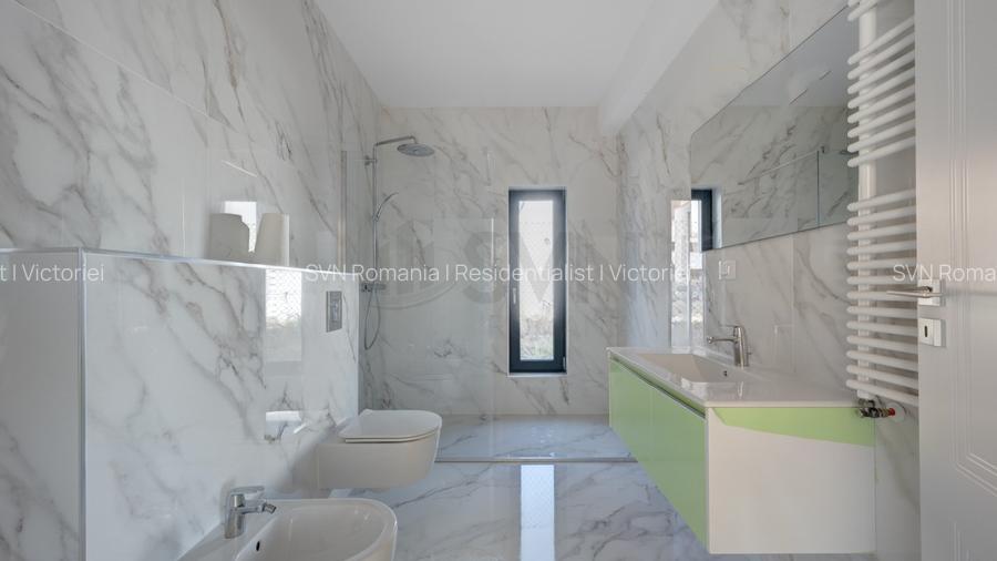 REV2004358 Casa in complex nou Corbeanca vedere lac - 6