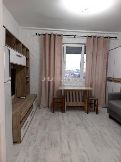 Cameră de cămin cu baie proprie,etaj 2,zona Mihail Sturdza,etaj 2 - 2