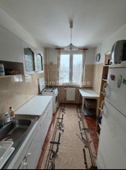 Apartament 3 Camere,Piata Trapezului,et.2/4,Amenajat,loc parcare,Liber - 6