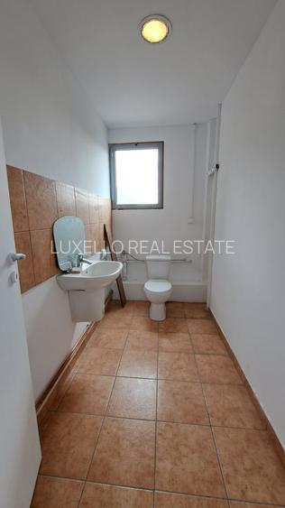 HALA DEPOZITARE CU ETAJ PARTIAL PENTRU BIROURI AMPLASAMENT: OTOPENI - 22