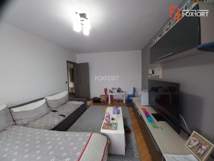 Apartament cu 3 camere de vanzare in zona Lipovei - 2