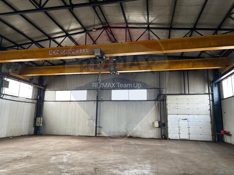 Spațiu industrial în Deva - Platformă betonată, 2 hale , linie CFR - 3
