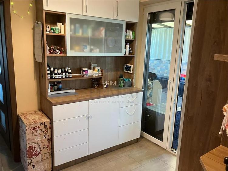 BUZIASULUI - PENTHOUSE LIFT - 3 cam - 2 bai - 2 terase - incalzire pardoseala - - 6