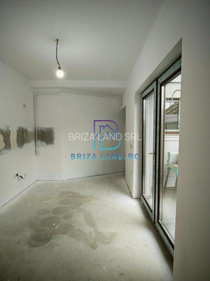 Soseaua Chitilei, Mar,urei, casa P+M, sup. 111mp, 3 camere teren 126mp - 5