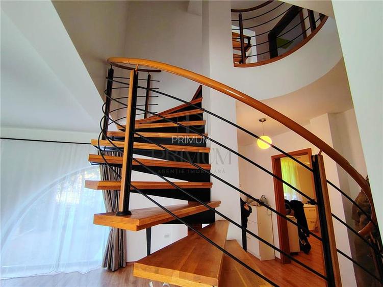 Casa individuala - 6 camere - locatie excelenta - 220 mp utili - garaj - 5