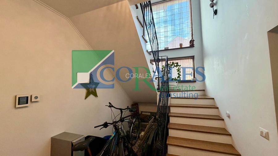 Casa Individuala, dormitor la parter,  mobilata si utilata. Piscina! - 10