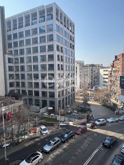 GARSONIERĂ ULTRACENTRALĂ CU VEDERE DESCHISĂ – INVESTIȚIE CU CHIRIAȘ ACTIV (400€) - 2