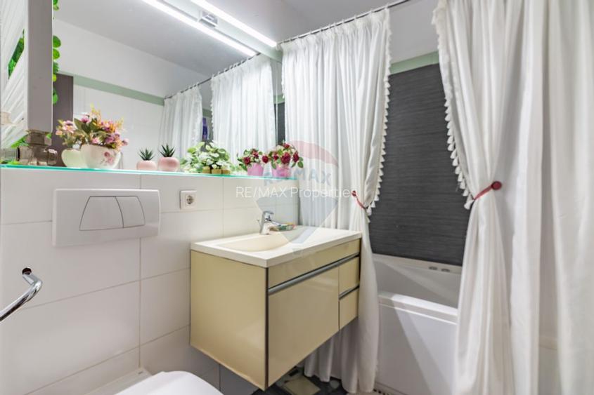 Apartament de vanzare, 3 camere la Piata Unirii, 2x parcare, metrou - 13