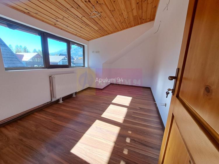 Vila de vanzare in Busteni - Zona Piatra Arsa - 32