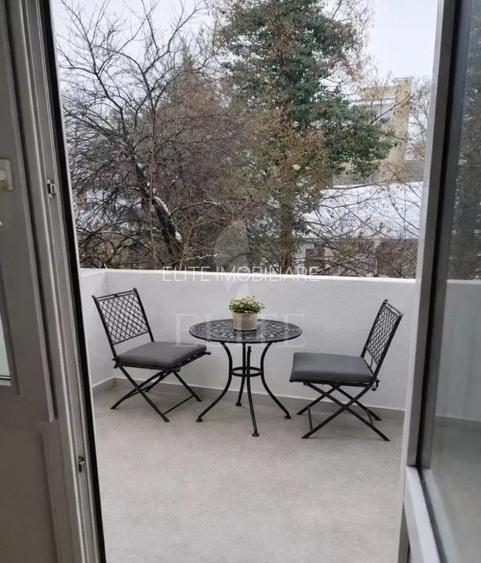 Apartament 3 camere în zona SEMICENTRALA - 3