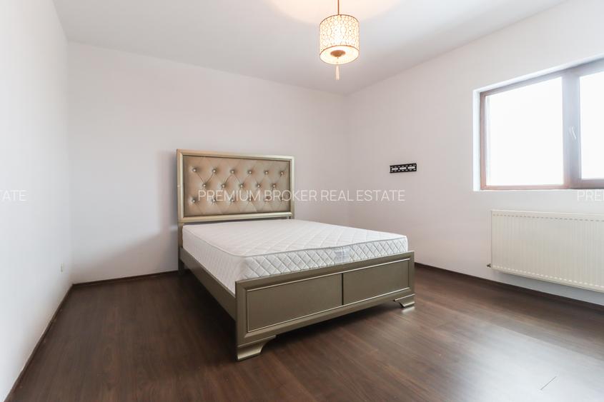Apartamentul Tragis – spațios și bine compartimentat – - 18