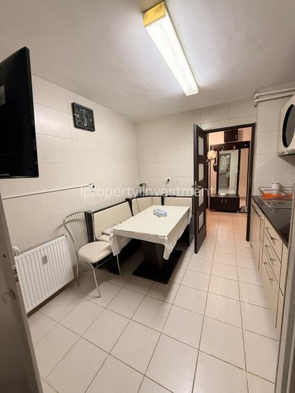 Dristor I 3 CamereI Decomandat ICentrala Proprie I Loc Parcare I Prox. Metrou I - 10