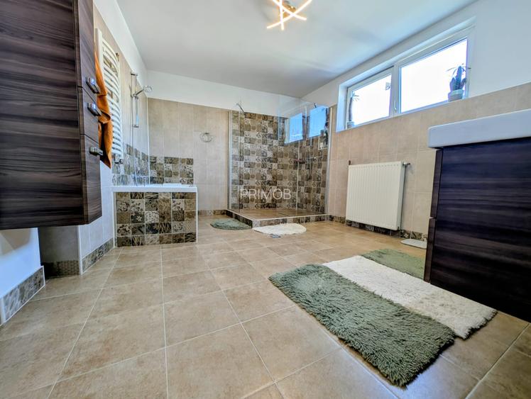 Vila superba 2003,P+E+M,300mpu,6 cam,teren 400mp,colt,renovata,tip mediteranean - 13