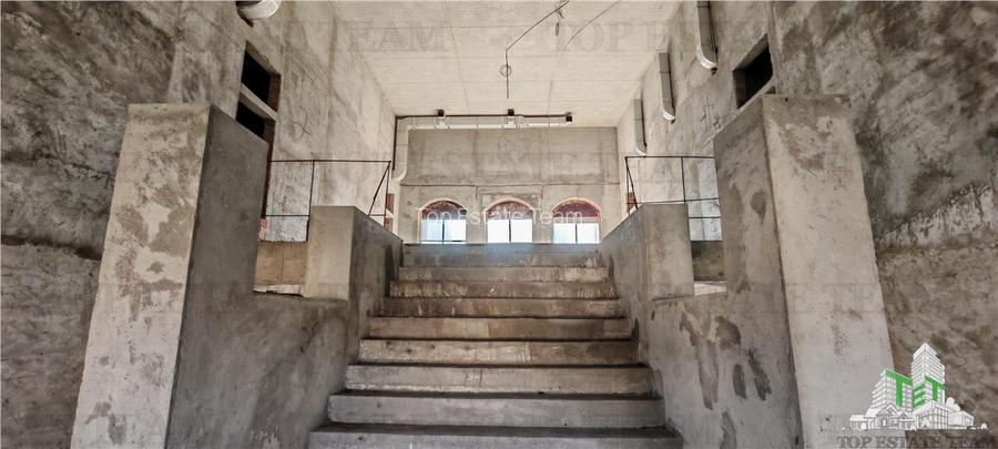 Vila somptuoasa, 10 + camere, S+P+1, 1100mp utili, cu toate utilitatile, in  sec - 30