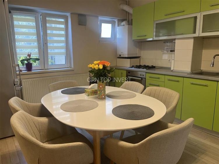 Apartament 3 camere decomandat 2 bai si balcon Bld Milea - 10