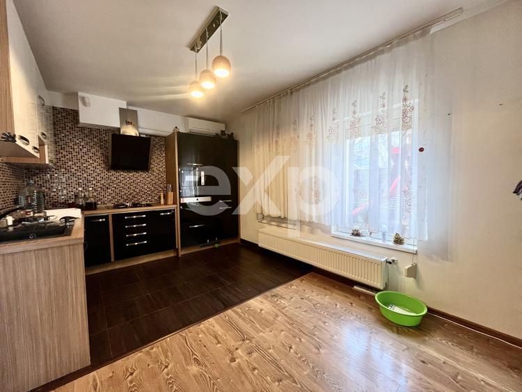 De vanzare vila individuala 7 camere mobilata si utilata complex Corbeanca