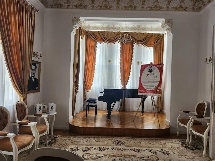 Vila Epoca | 7 Camere | 320mp | Inchiriere *Piata Romana*