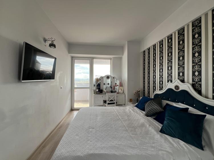Apartament 3 camere | 65 mp utili + balcon 8 mp + terasa 6 mp | Etaj 8/9 | Mobil
