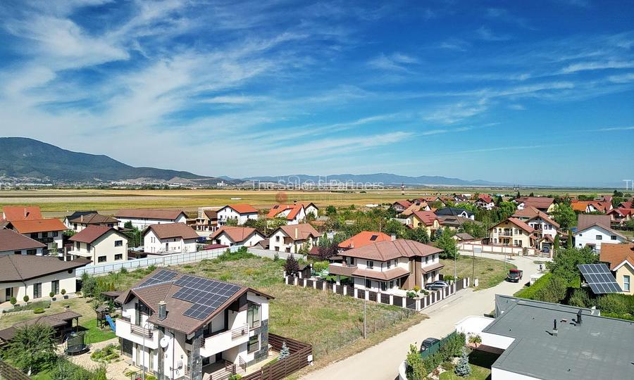 Teren intravilan - 4