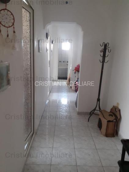 3 camere Mobilat si Utilat, Confort 1 Decomandat, zona Viziru 3 - 5