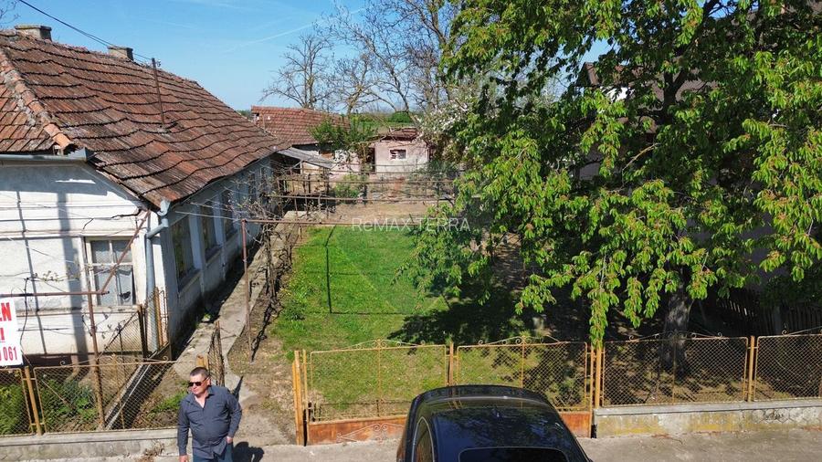 Casă cu 3 camere de vânzare in CRAIDOROLT la 4 km de baile MIHAENI - 8