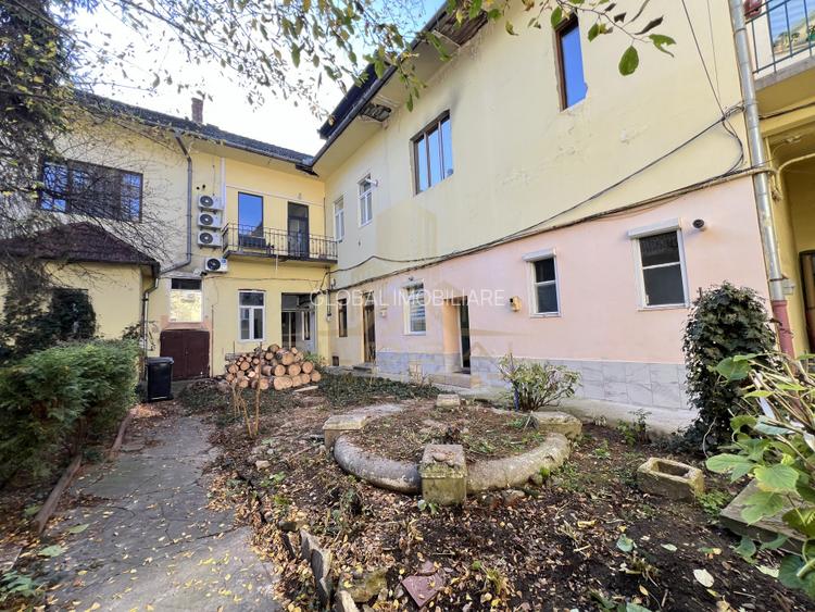 2 camere, Finisat, Curte str.Iuliu Maniu, Centru - 2