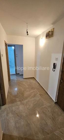 Basarabia Metrou Costin Georgian  - 2 camere , renovat complet - 3