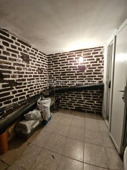 Casa cu 2 apartamente 3 cam | 140 mp | 3 Boxe +17mp | pod +45 mp | Decebal - 21