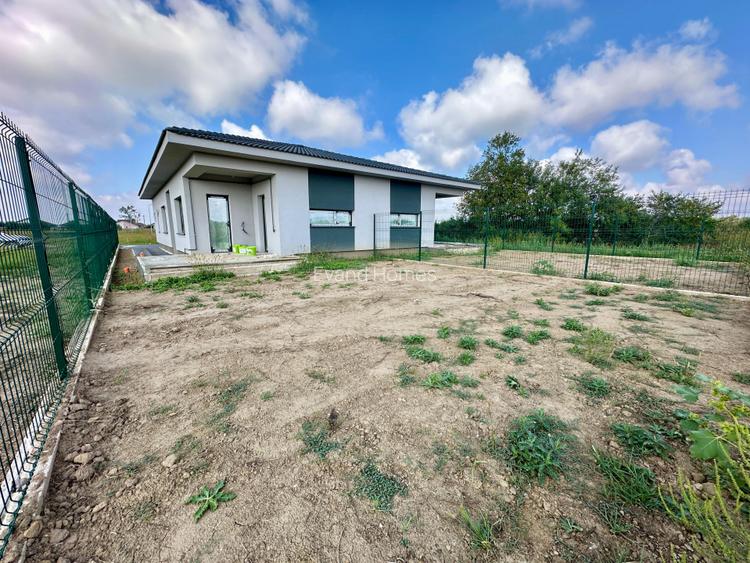 Duplex cu 3 camere si 2 bai - 77,3 mp utili - Pozitie excelenta Bucovat - 5