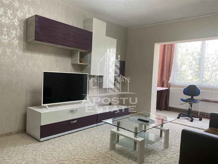 Apartament cu trei camerecentrala proprie Atrium Mall - 2