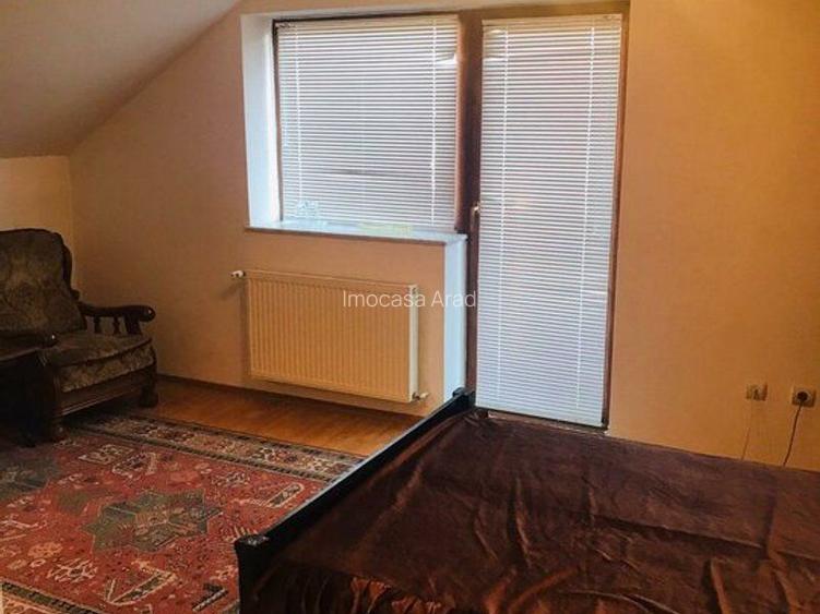 De vanzare casa D+P+M situat in Aradul nou, avand curte proprie - 8