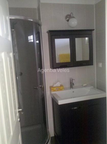 BANEASA- zona Jandarmeriei Vila 6 camere mobilata,utilata - 13