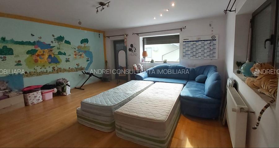 Vanzare vila frumoasa cu 2 garaje si teren mare in Popesti Leordeni - 7