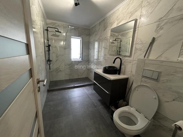 Apartament 2 camere decomandat , 56 mp , zona Porii ,  - 7