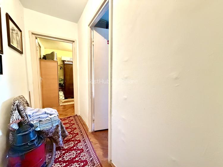 Apartament 4 camere, 60,5 mp utili, etaj 3 - zona Cetatii - 5