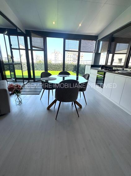 Studio de vanzare, zona Km 4-5 - 2