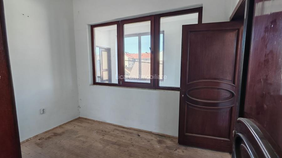 Cladire P+4 Rasnov- Central, IDEAL INVESTITIE. - 13