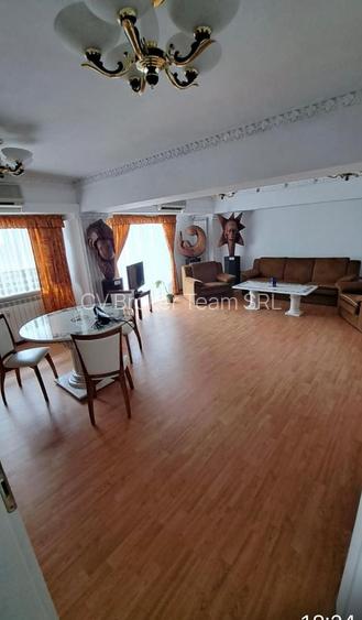 Decebal 3 cam decomandat, 2 bai, 2 balcoane - 12