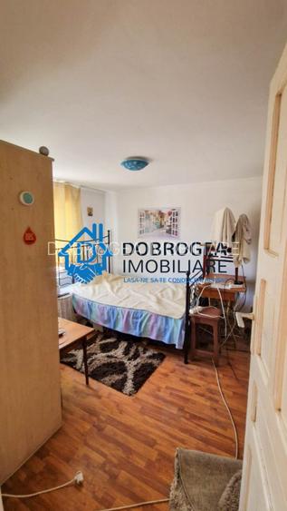 CATALOI - CASA P+E ,6 CAMERE ,TEREN 2000 MP - 14