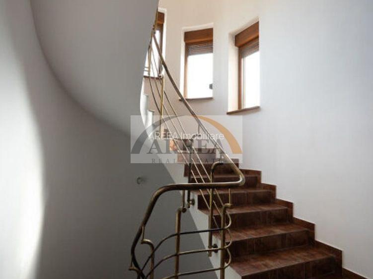 Vila cu 750 mp utili si teren de 1.480 mp in Erou Iancu Nicolae - 18