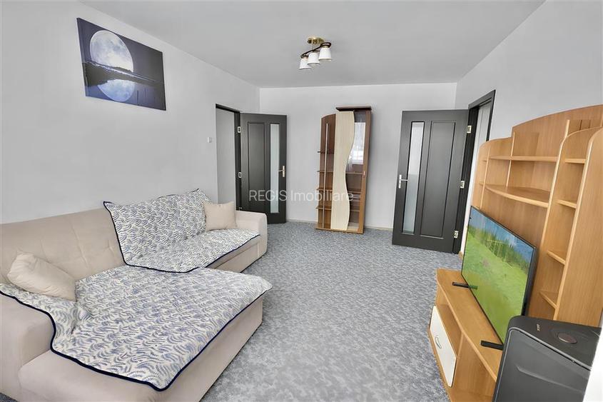Apartament cu 3 camere si parcare zona Gemenii de inchiriat - 2