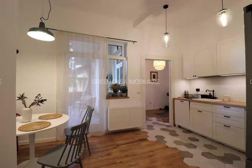 Apartament spațios cu farmec, în clădire istorică aproape de zona garii Horea - 4