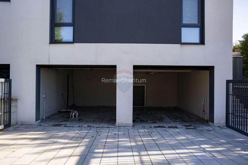 Casă / Vilă cu 5 camere de vânzare în zona Dealuri Oradea - 33