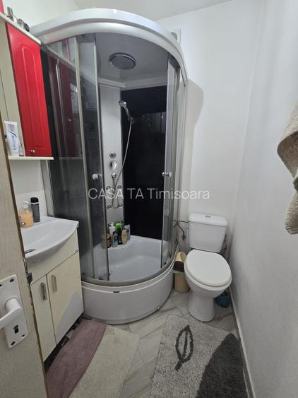 Casa tip parter in Carani - 6