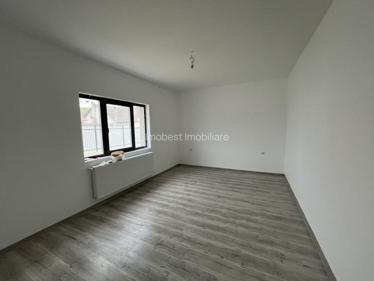 Oportunitate! Casa la sol, 3 camere, teren 420 mp, Valu lui Traian! - 6