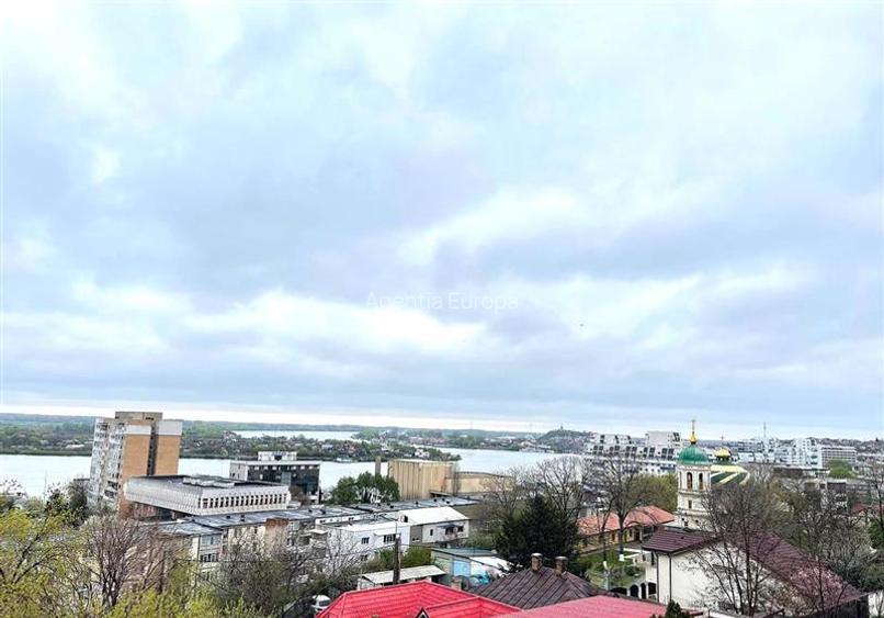 Apartament 4 camere zona Victoriei Tulcea - 10