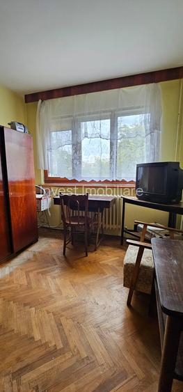 Apartament 2 camere-Podu Ros-Cantemir-etaj 2 - 2