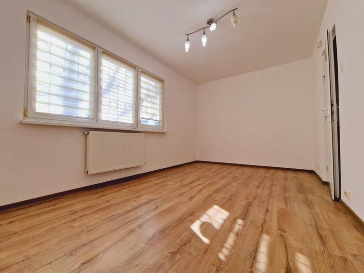 Spatiu Comercial Garii