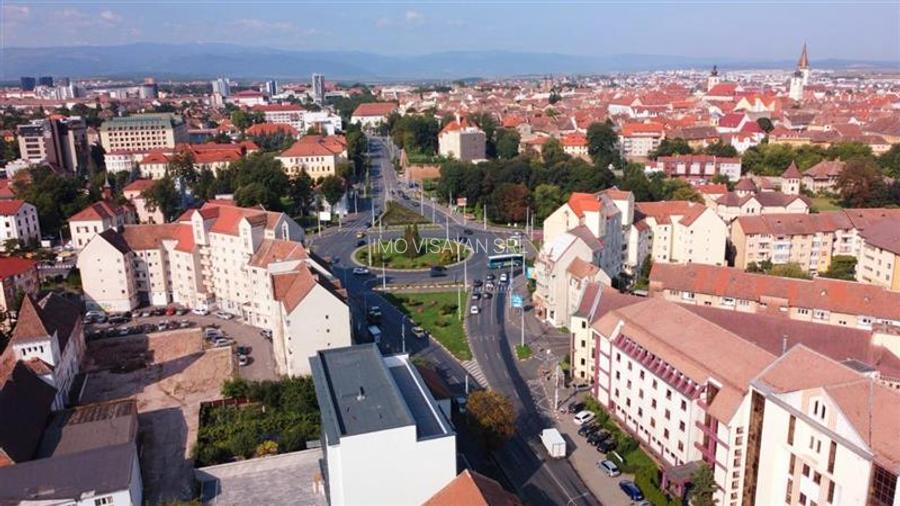 cladire 1800 mp+82 loc.parcare,ultracentral, Sibiu,comision 0 - 9